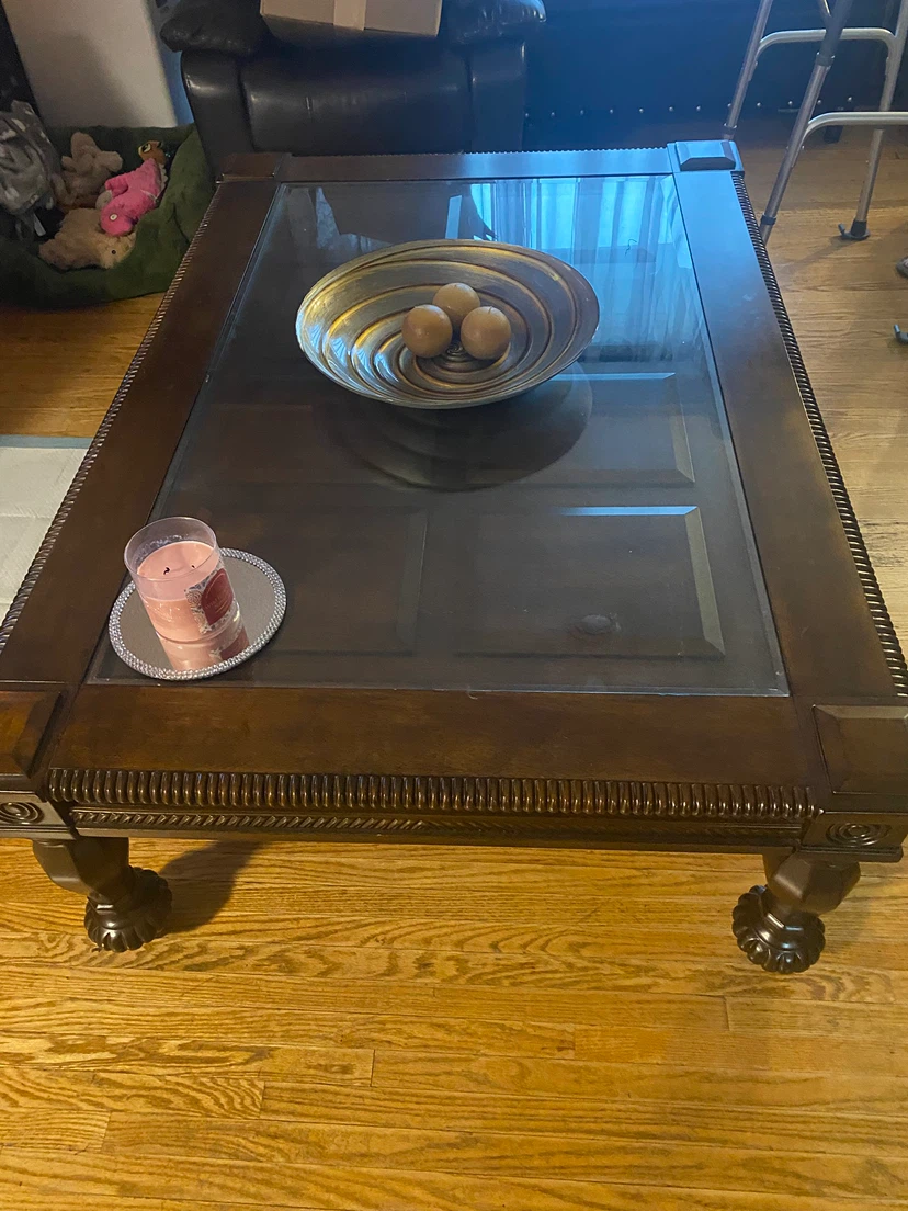 Coffee table with glass top - photo 3