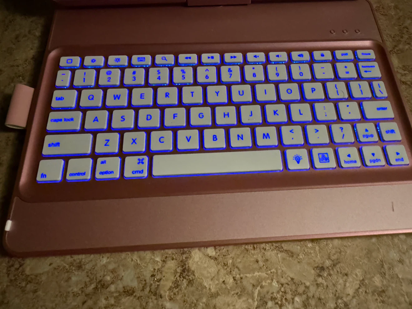 Bluetooth iPad Keyboard Case