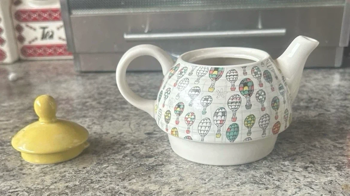 Hot Air Balloon Stacking Teapot and Cup Set - photo 2