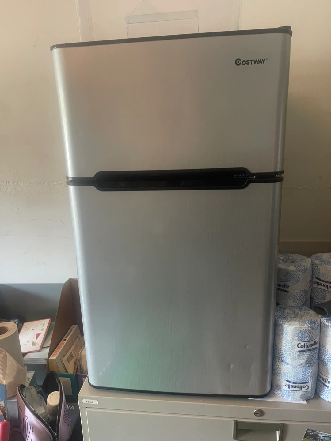 Costway Mini Fridge with Freezer - photo 3