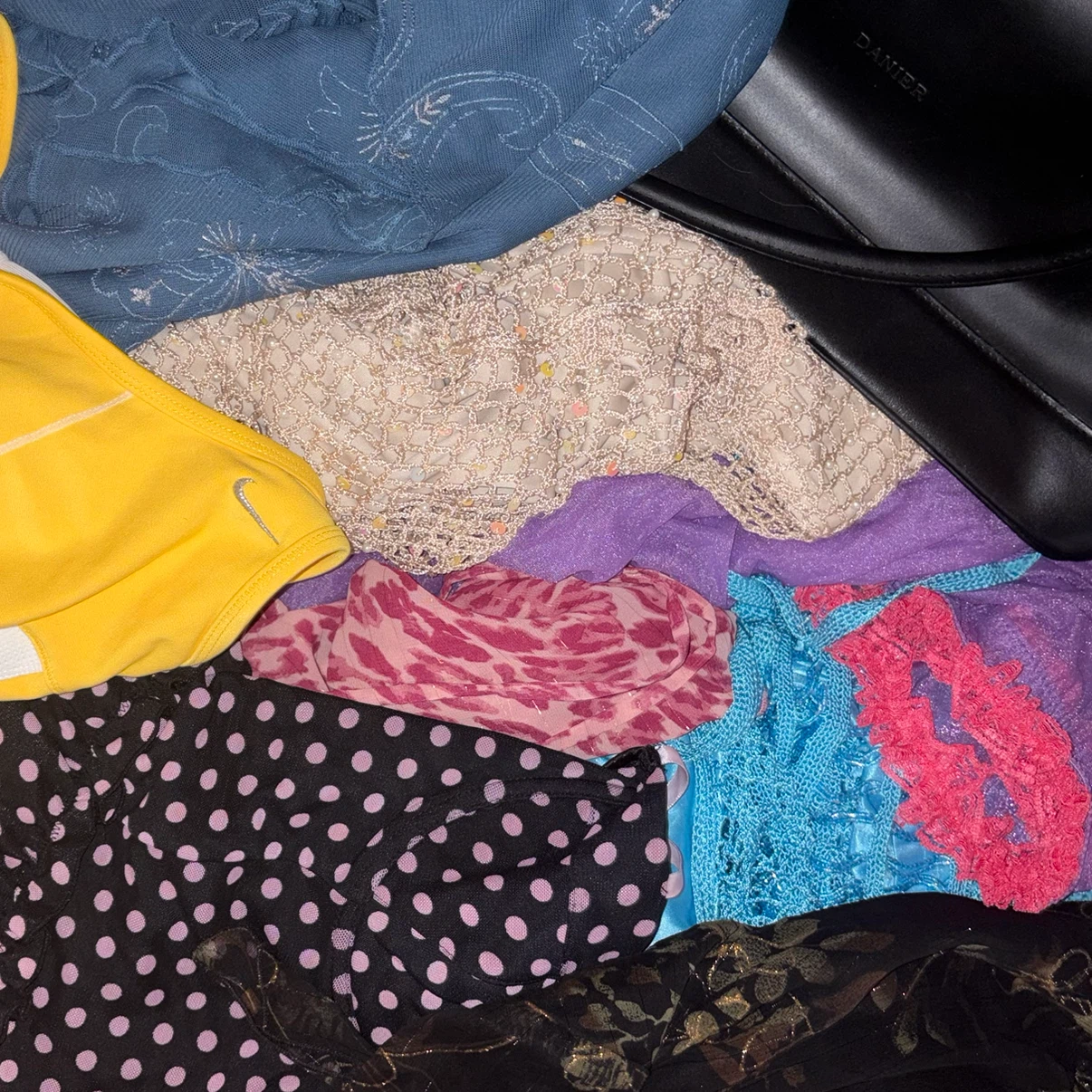 Large Clothing & Accessories Bundles - photo 5