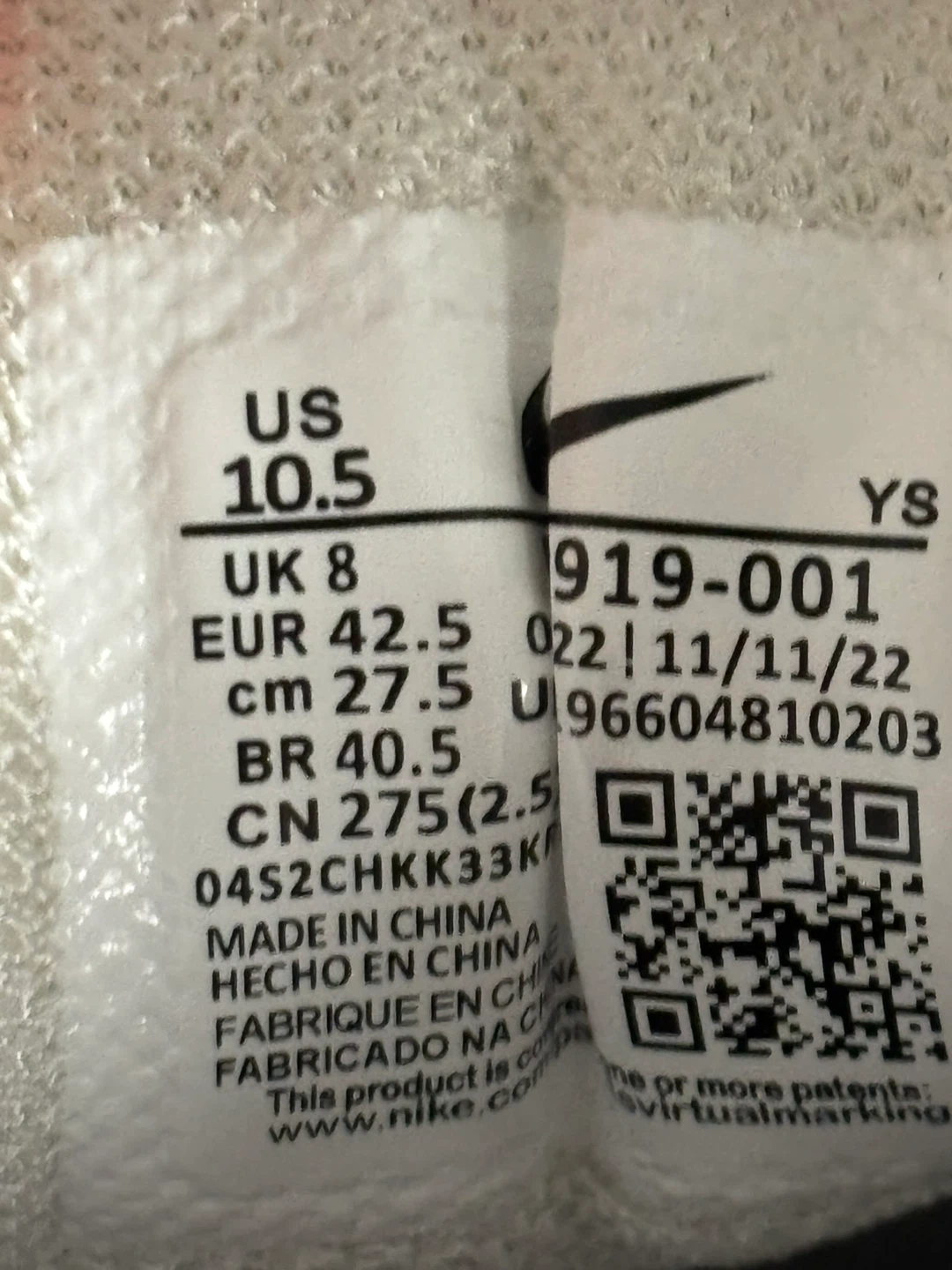 Nike Zoom Vomero 5 Shoes Size 10.5 - photo 4