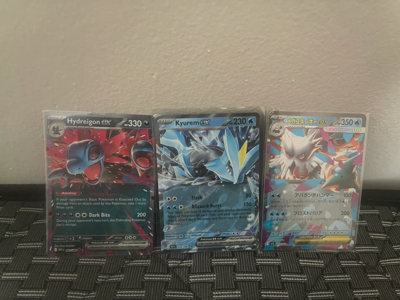 Assorted Pokémon Trading Card Lot