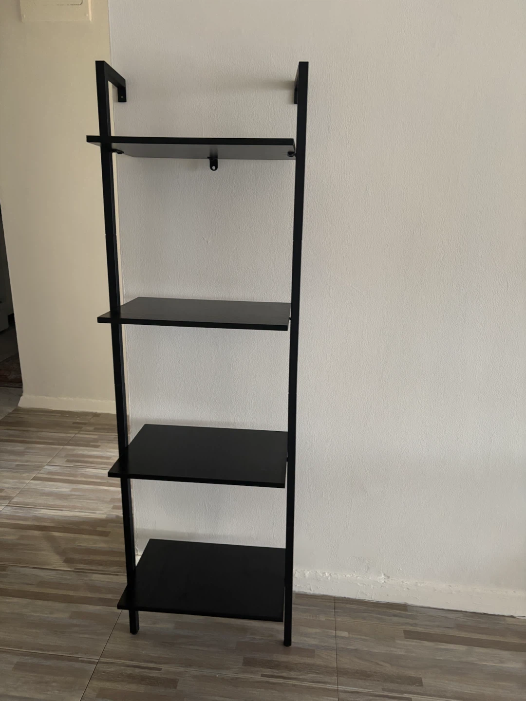 4-shelf Metal Bookshelf