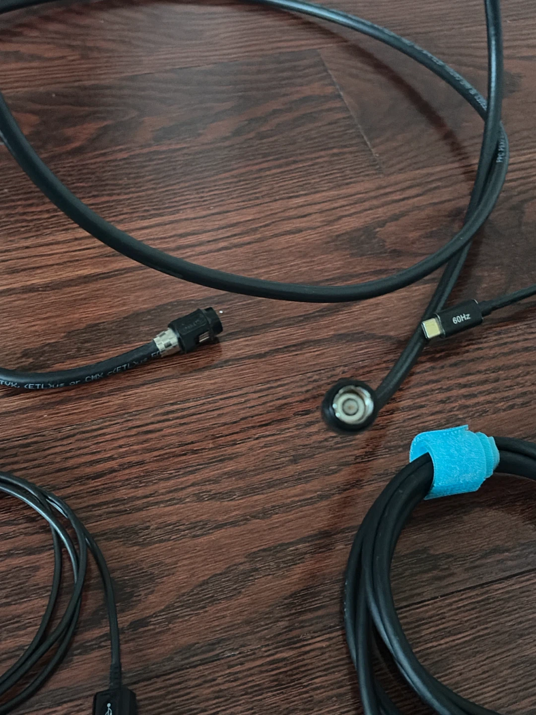 Assorted Electronic Charging and Data Cables - photo 3
