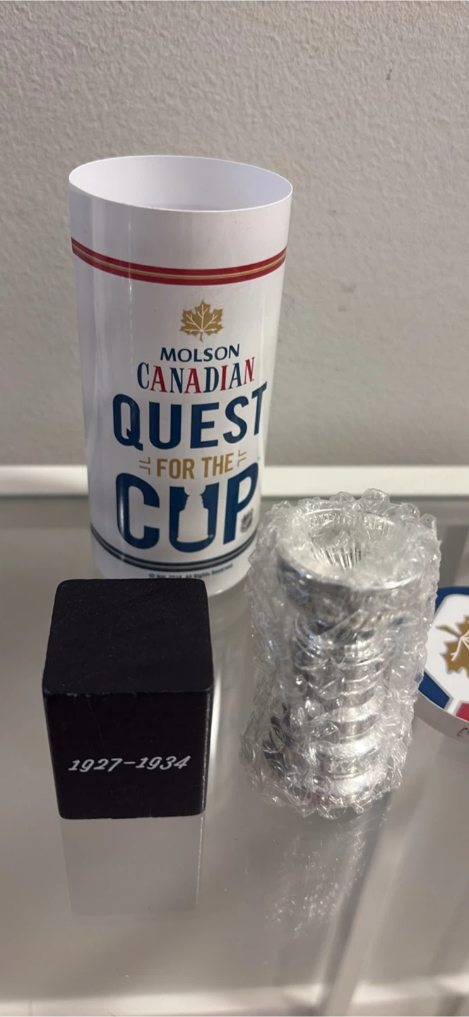 Molson Canadian Quest for the Cup Collectible Mini Cups - photo 3