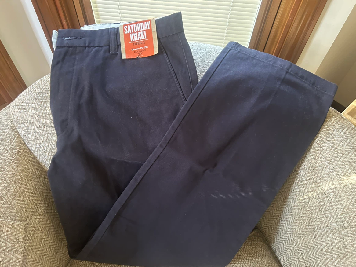 NWT-Dockers Men's Saturday Khaki D3 Classic-Fit W33 L32 - photo 2