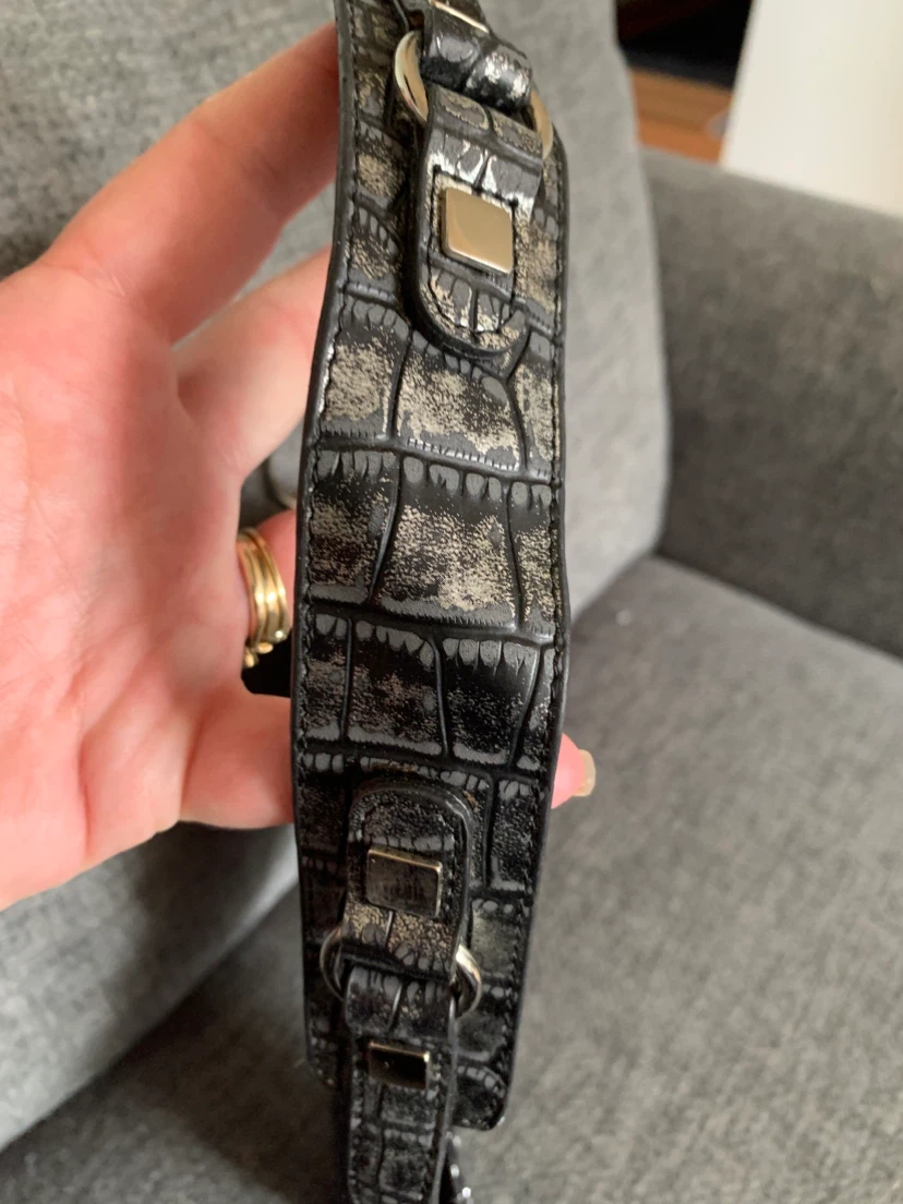 Guess shoulder/date night bag - photo 3