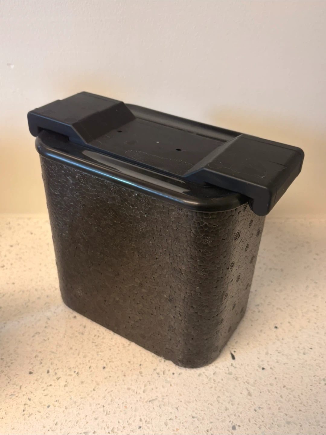 Square cocktail ice maker