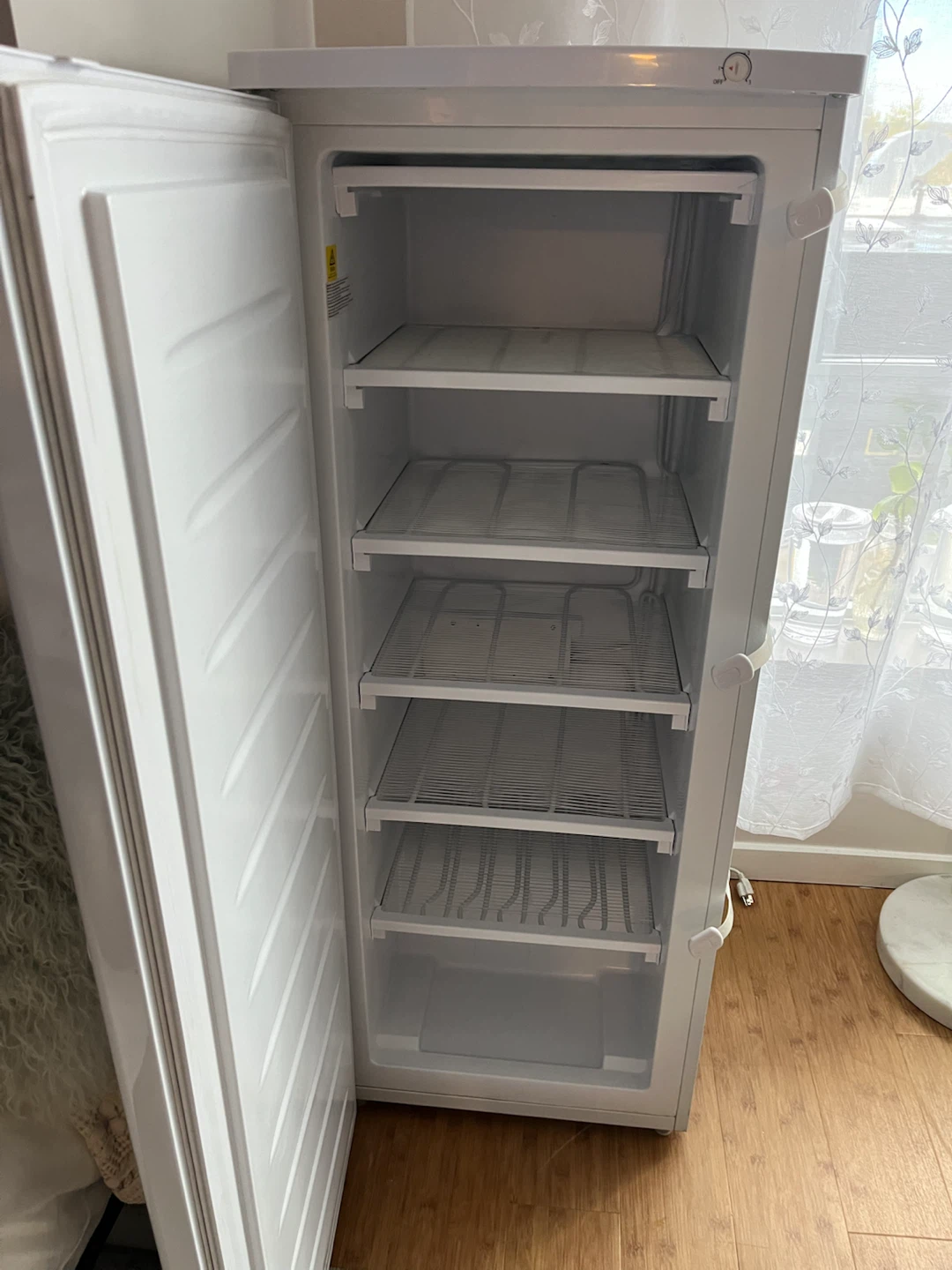 RCA White Upright Freezer - photo 3