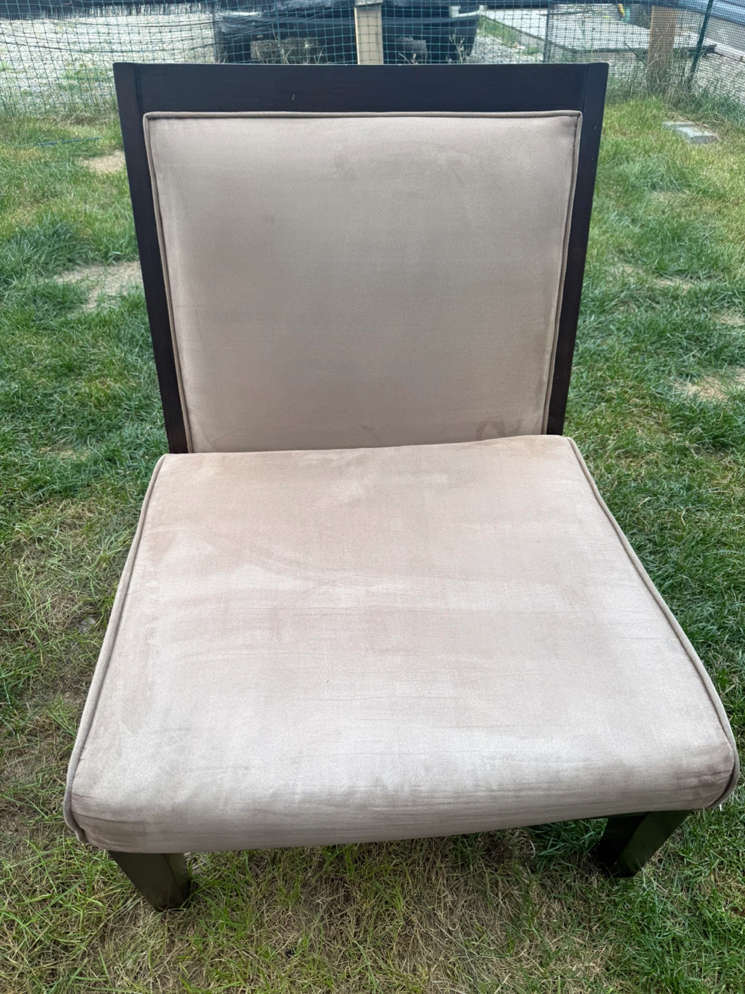 Modern beige upholstered accent chair - photo 2