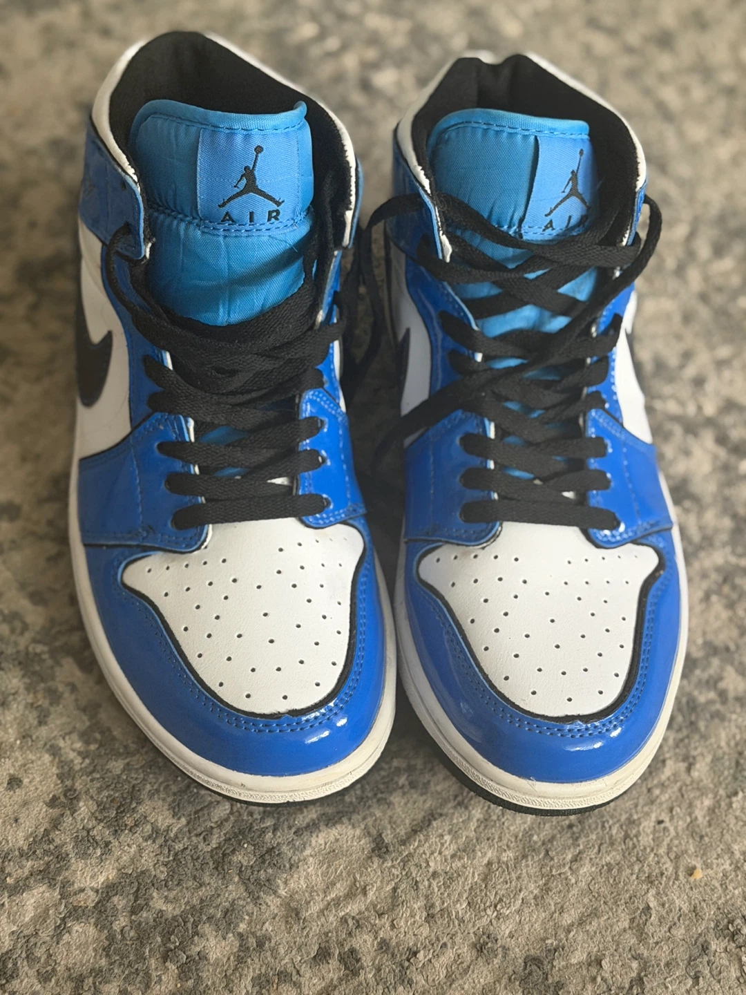 Air Jordan 1 Mid Blue and White - photo 2