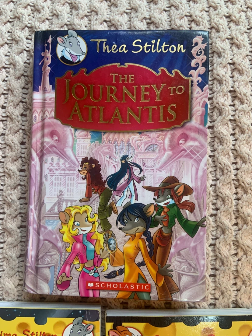 5 Thea Stilton Graphic Books - photo 4