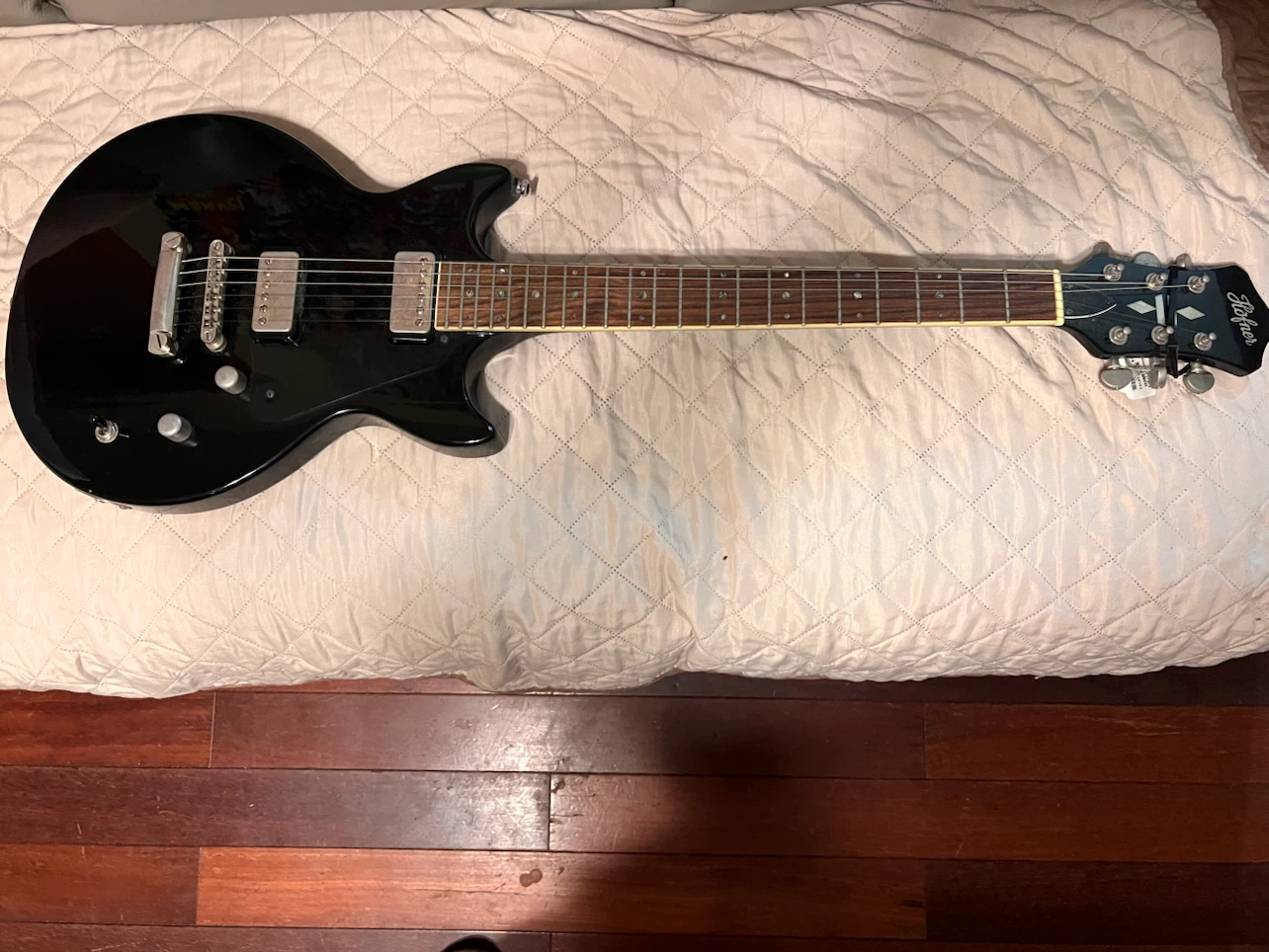 Hofner Shorty Electric Guitar Black