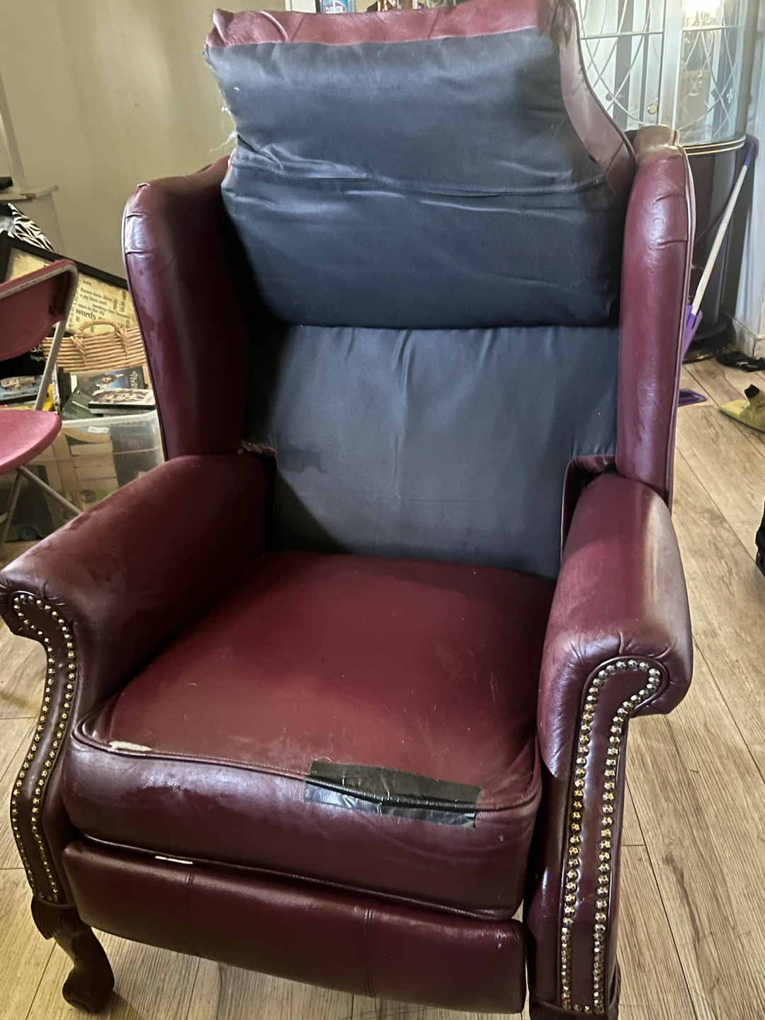 Burgundy Leather Recliner and Loveseat Set - photo 3