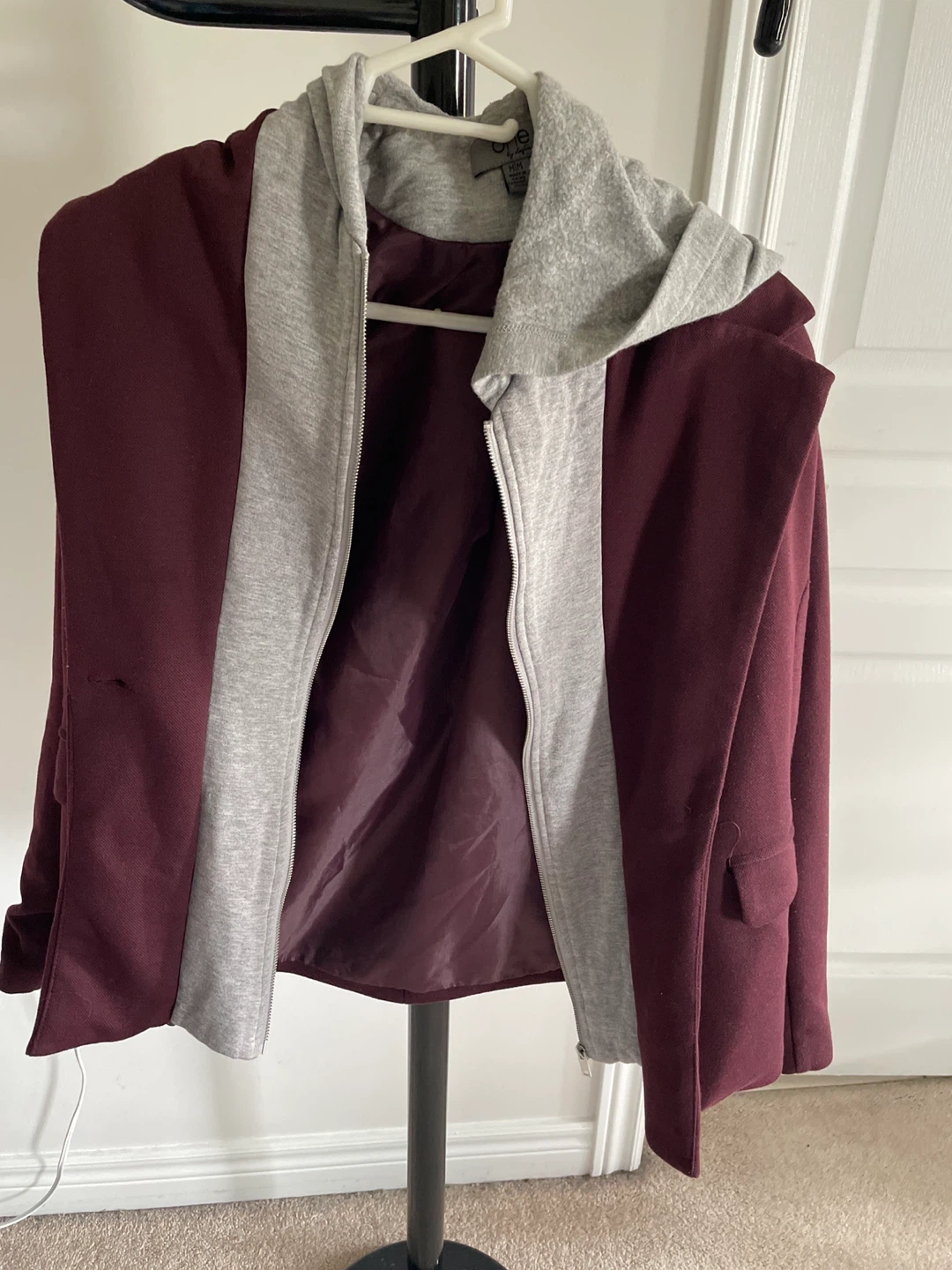 One by Daytrip Burgundy Hooded Blazer ladies
