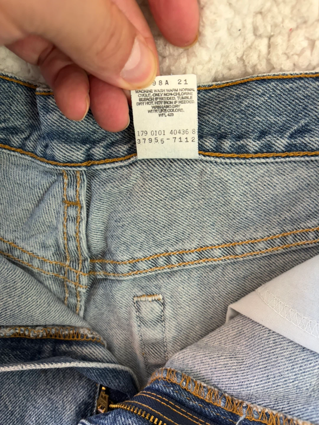 Levi's vintage denim shorts size 13 - photo 5