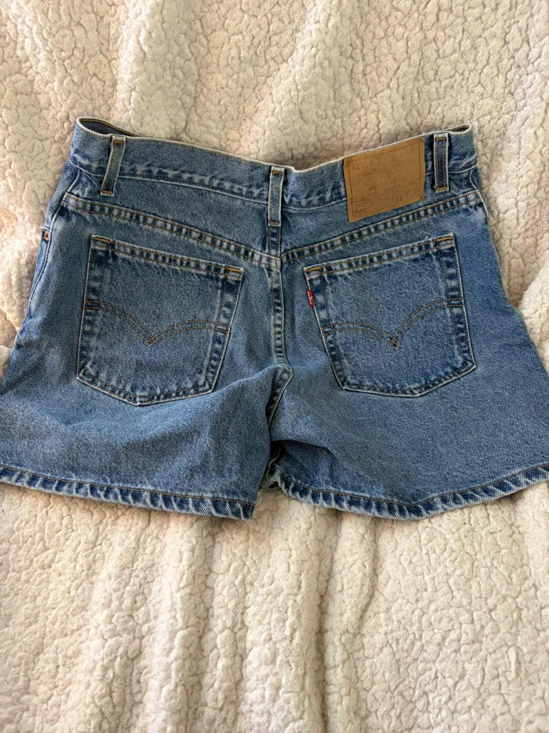 Levi's vintage denim shorts size 13 - photo 2
