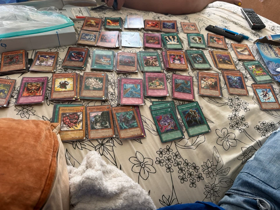 Over 200 cardsYu-Gi-Oh! Trading Card Pokemon cards - photo 2