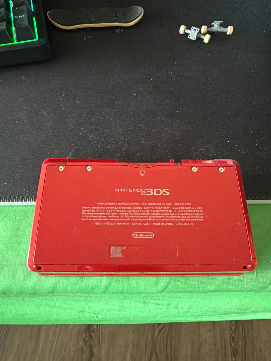 Nintendo 3DS Red Console with Mario Kart 7