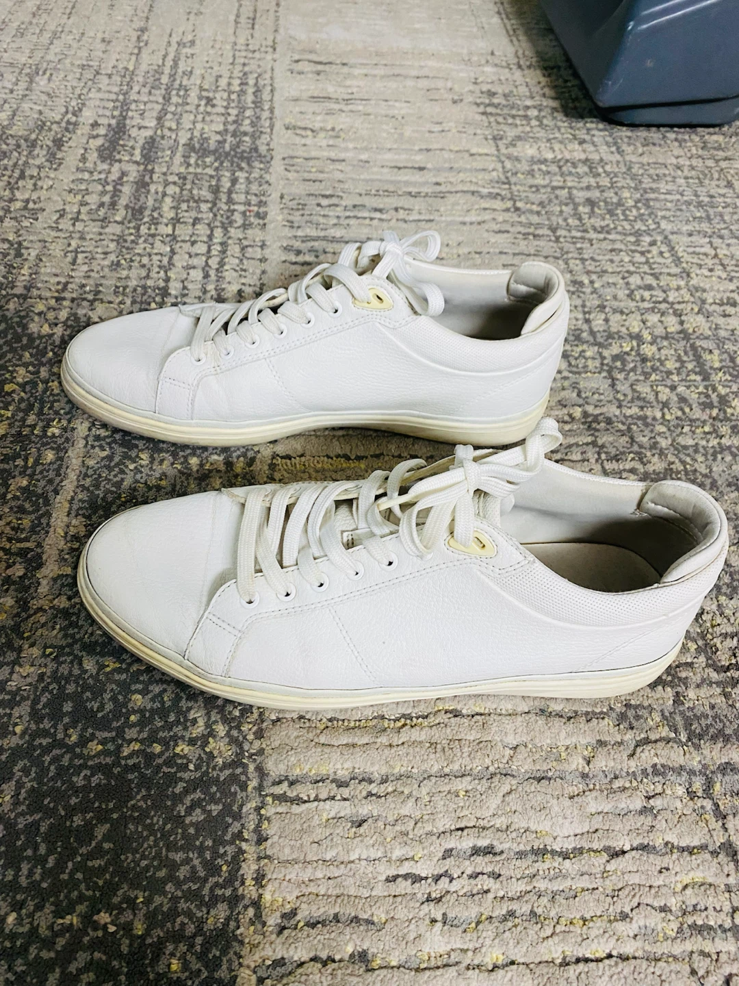 Aldo white sneakers (US size 10) - photo 3