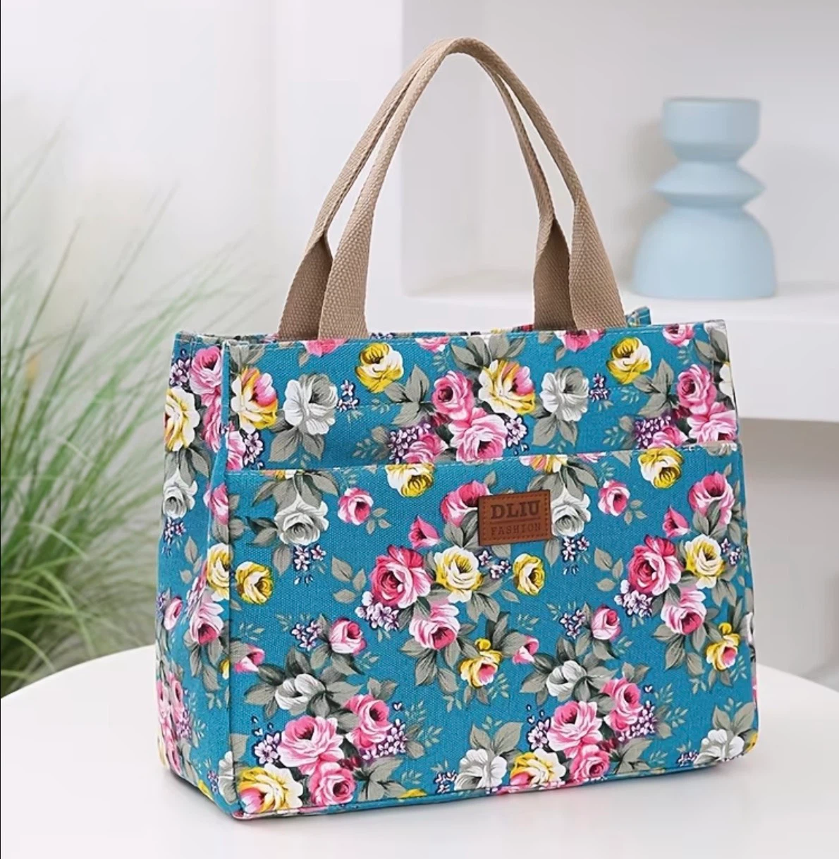 Brand new Fashion Floral Canvas Handbag