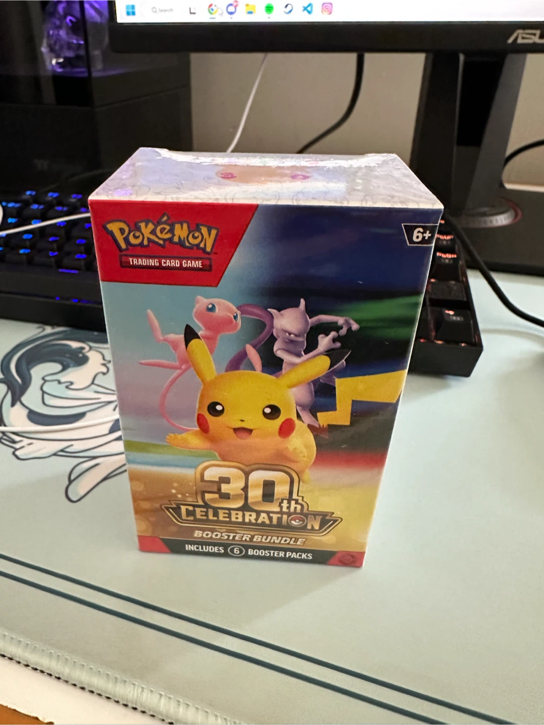 Pokémon 30th anniversary booster bundle
