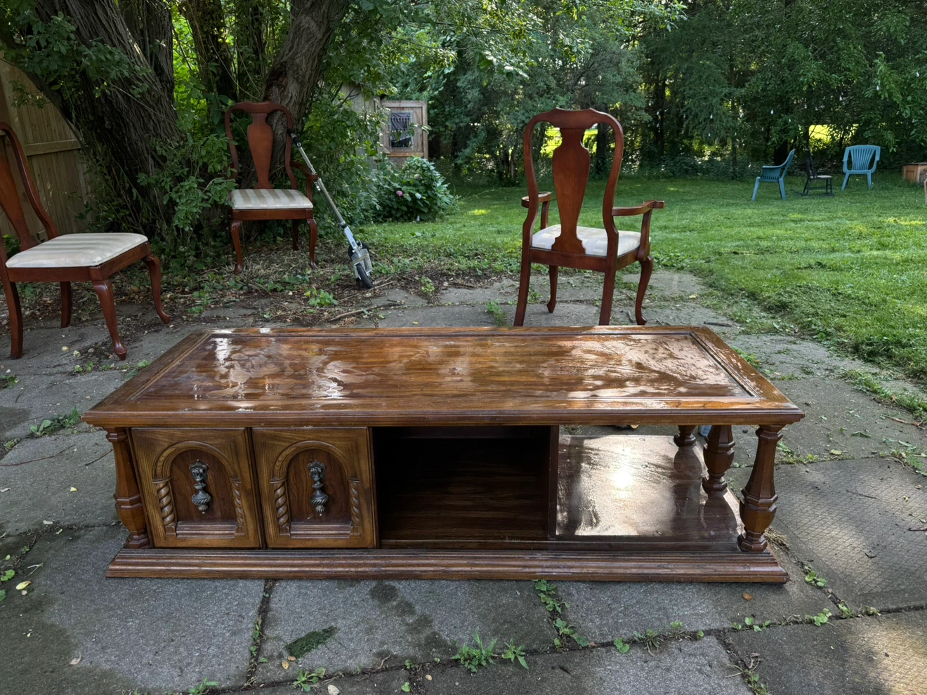 Vintage TV stand and Three Dining Chairs - photo 5