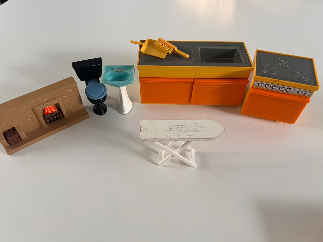 Vintage Toy Dollhouse Furniture Set