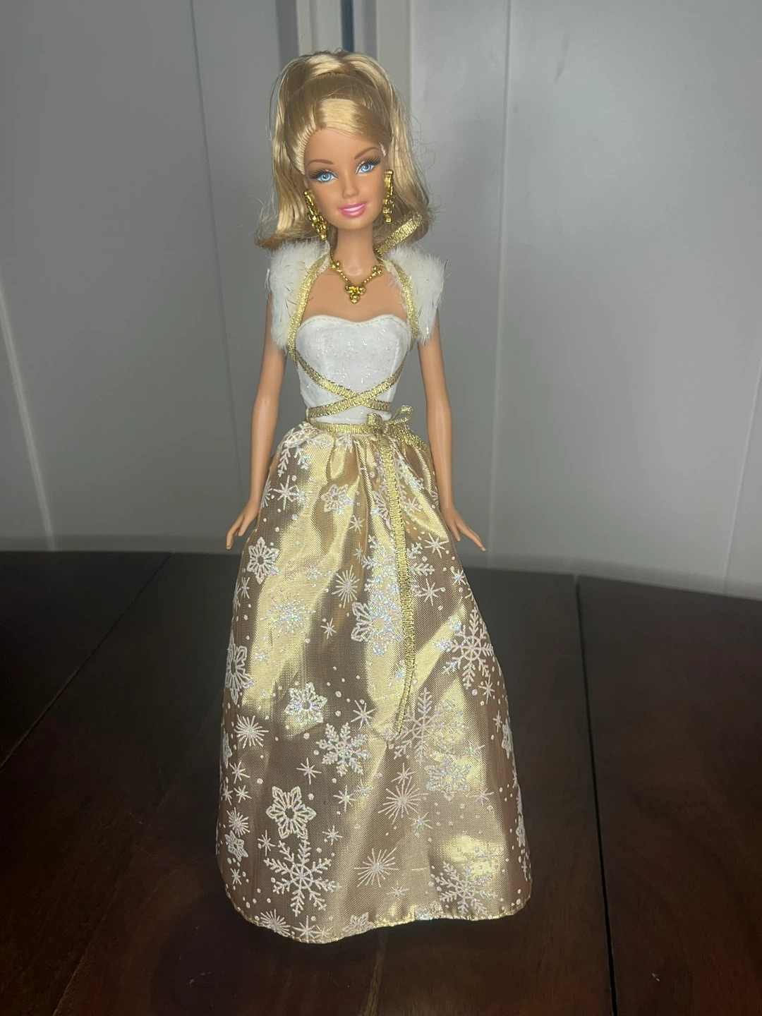 Barbie Happy Holidays 2011 Complete