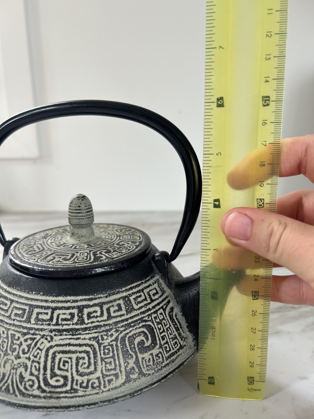 Cast iron teapot with strainer - photo 3