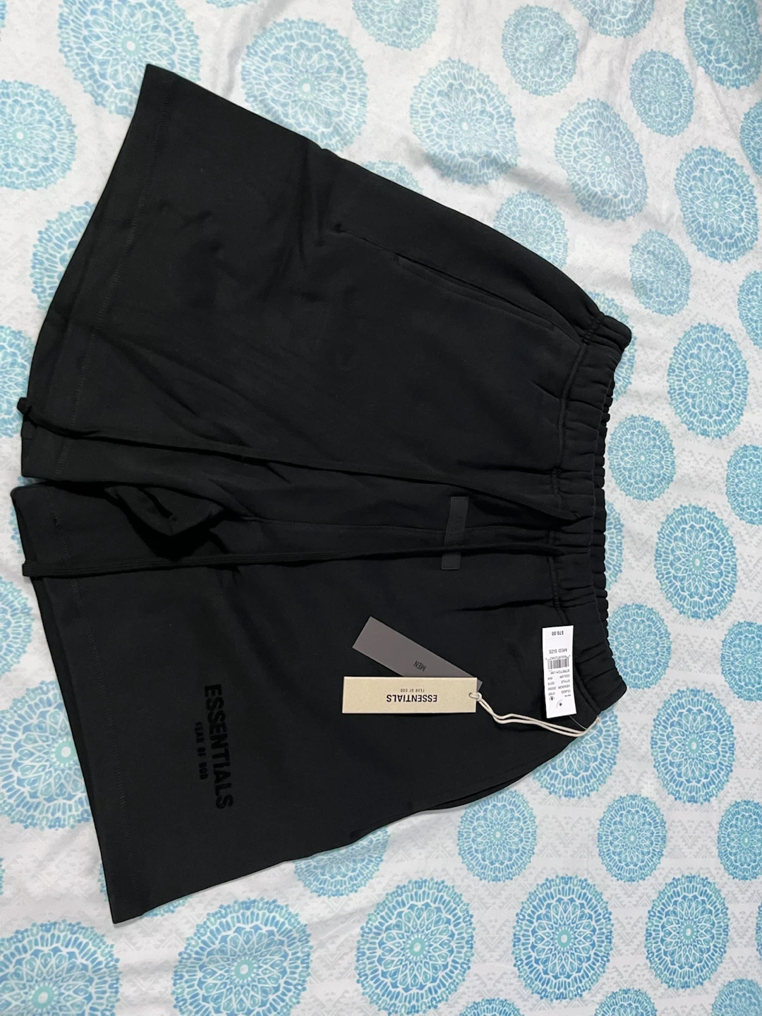 Essentials Fear of God black shorts