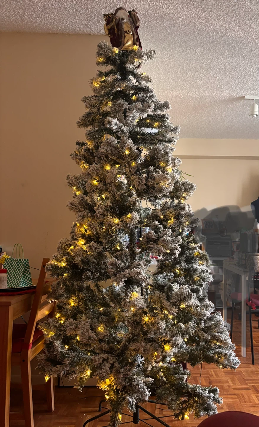 Flocked LED Pre- Lit Tree - 7ft - photo 2
