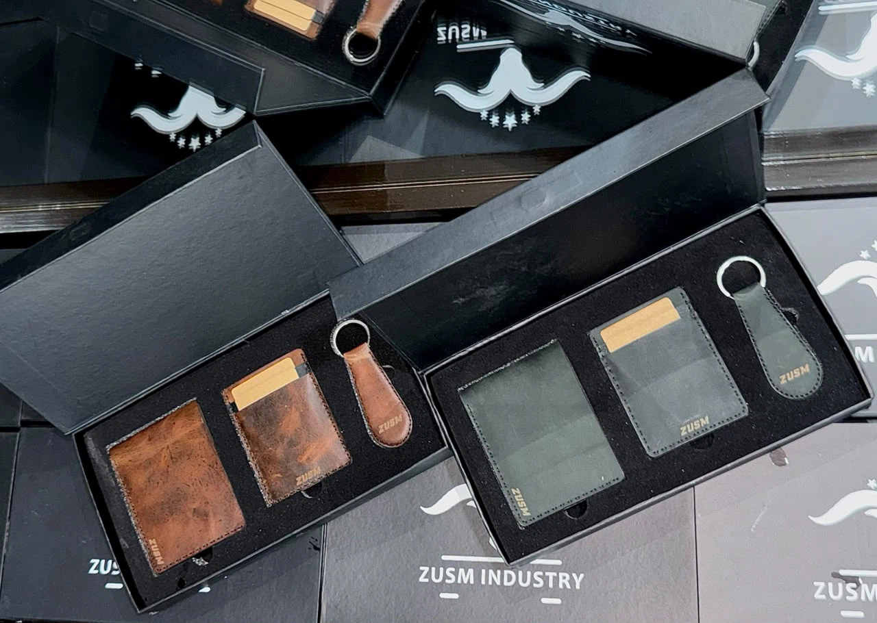 ZUSM Industry Leather Wallet and Keychain Gift Set - photo 4