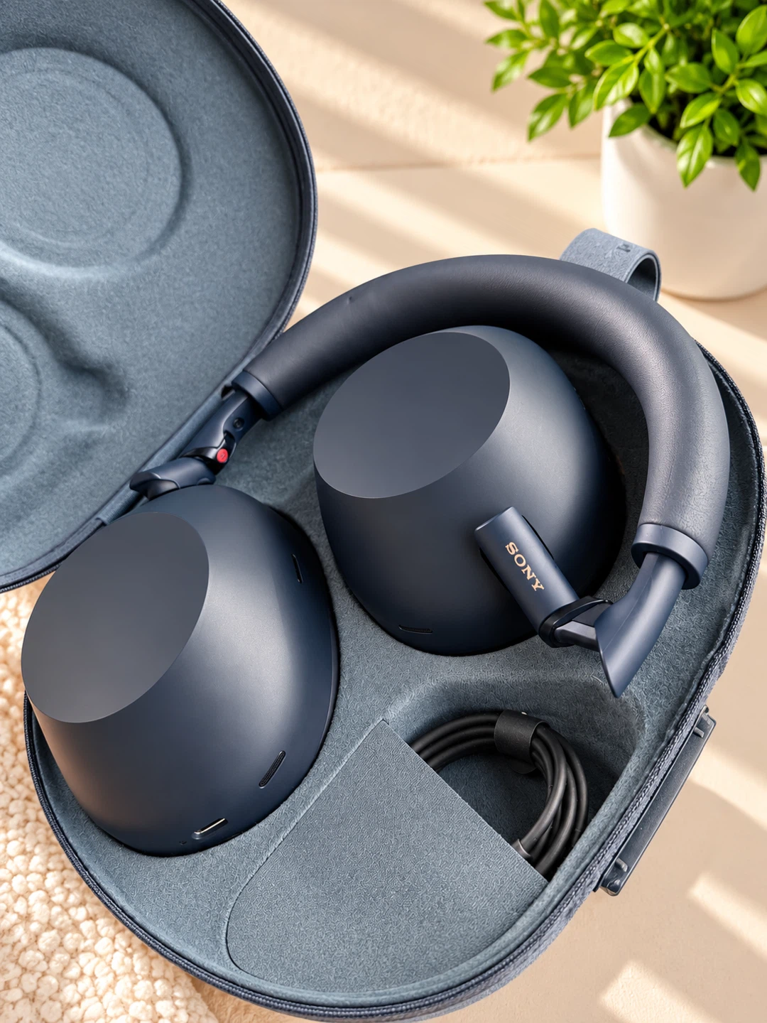 Sony WH-1000XM6 Wireless Noise Cancelling Headphone
