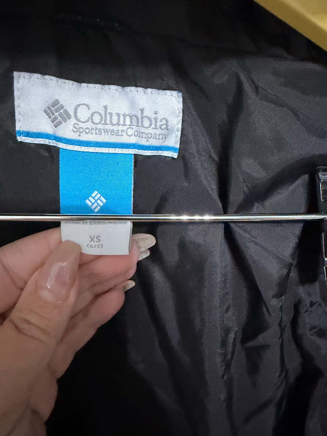 Boys XS (6/7) Columbia winter coat with Omni heat toque set - photo 4
