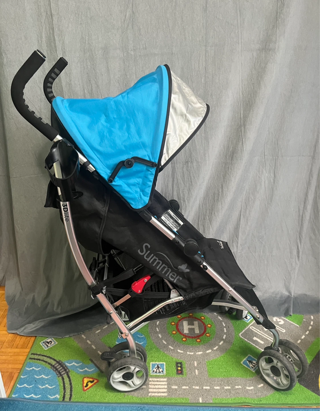 Summer Infant 3D lite travel stroller