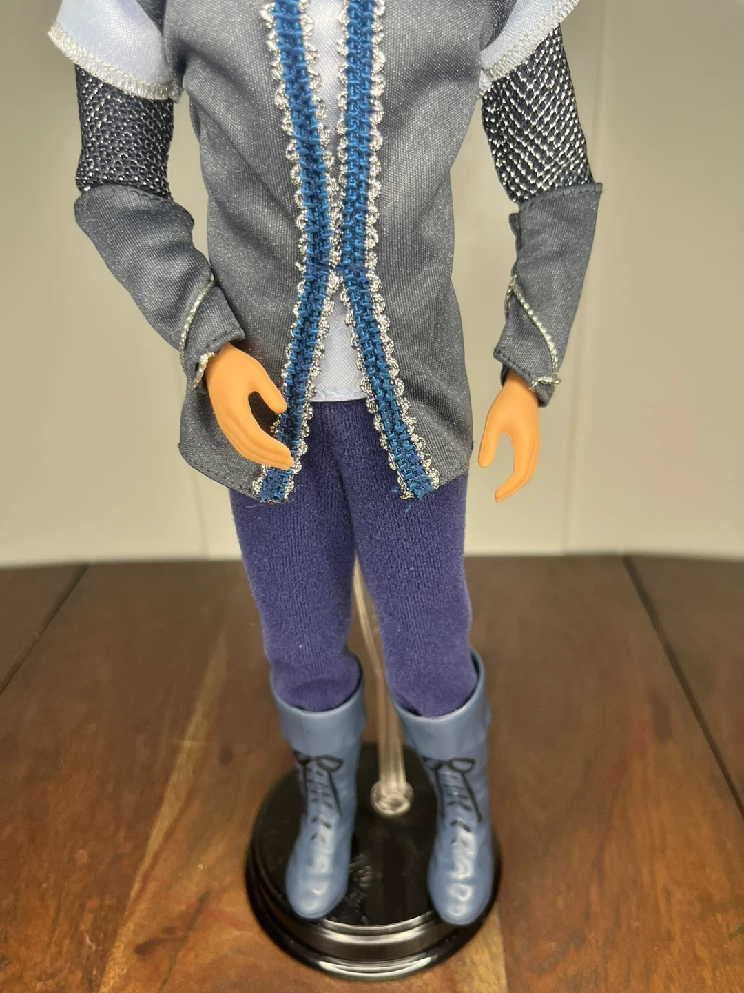 Barbie and The Magic of the Pegasus Prince Aiden doll - photo 4