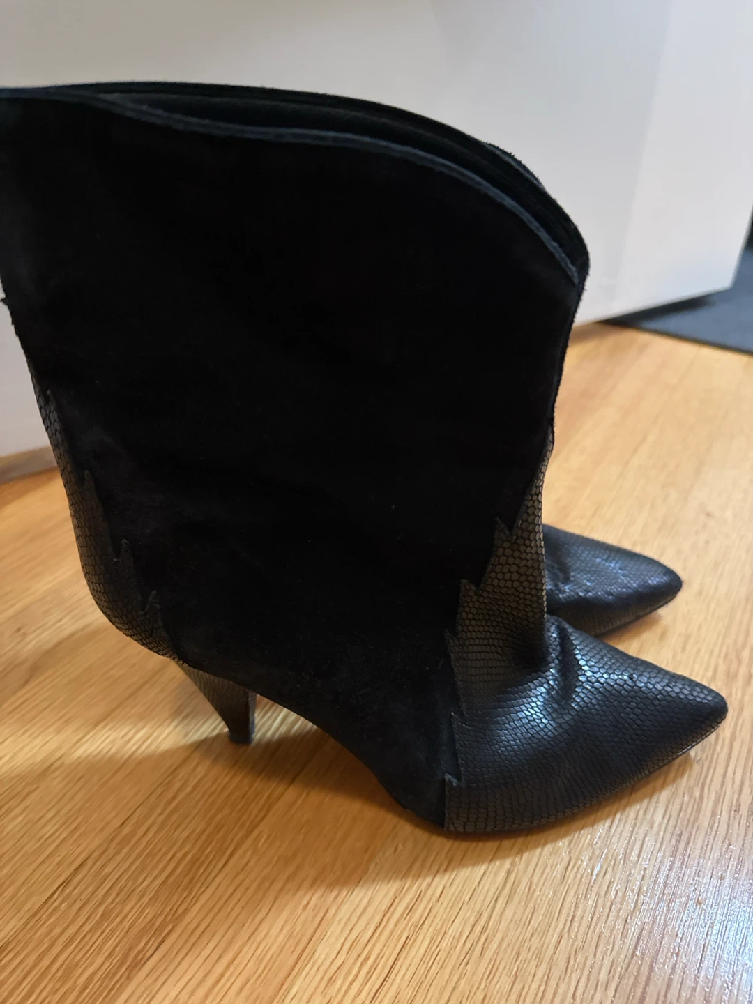 Isabel Marant Black Suede Boots Size 40 - photo 2