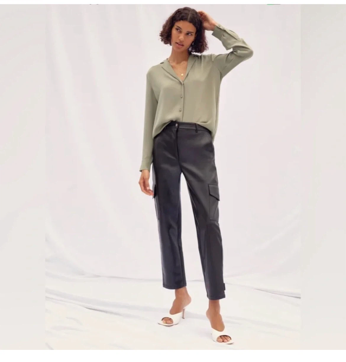 Wilfred Free Black Faux Leather Modern Cargo Pants Size 4