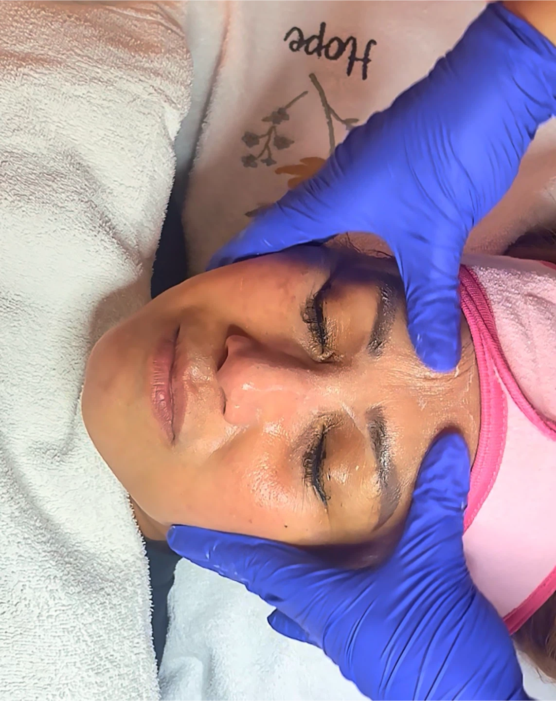 Facial - photo 3