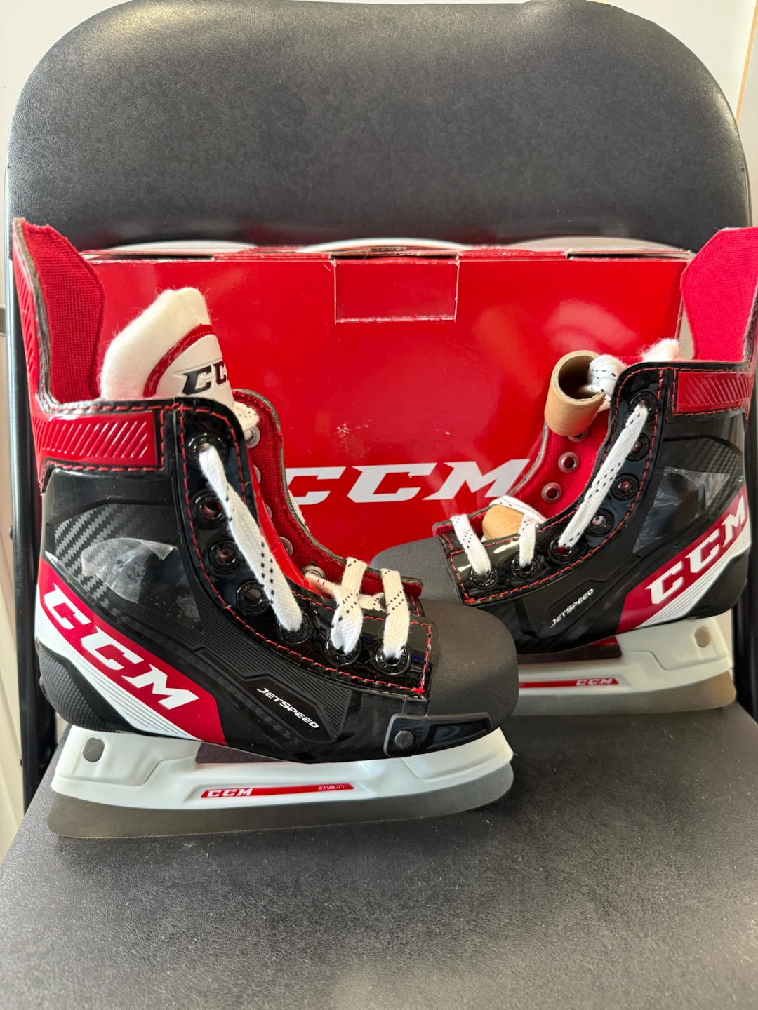 CCM Jetspeed YT Regular Youth Hockey Skates