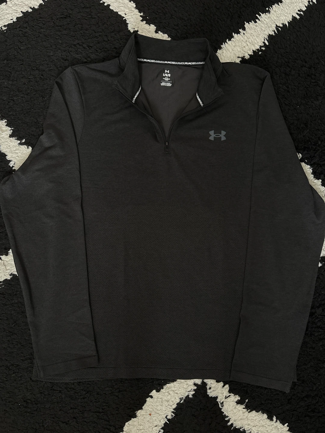 Under Armour Black 1/4 Zip Pullover - photo 4