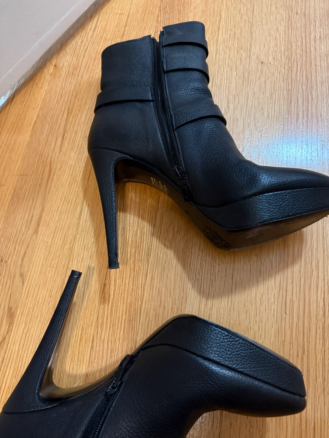 Black Heeled Ankle Boots with Button Detail - photo 3