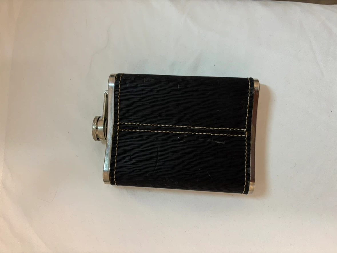Highlands Hunting Club Flask - photo 2