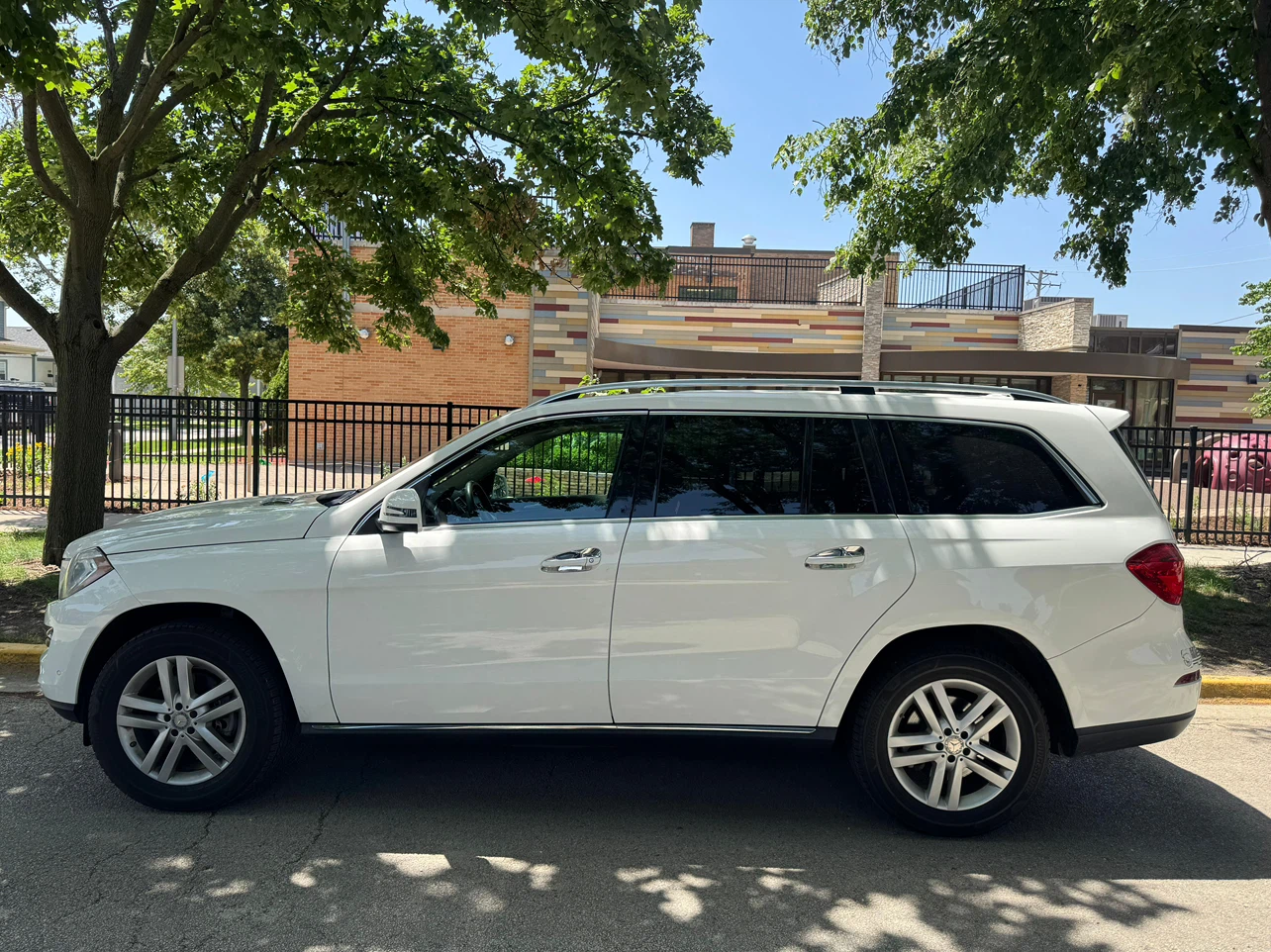 2017 Mercedes-Benz GL450 4MATIC SUV - photo 3