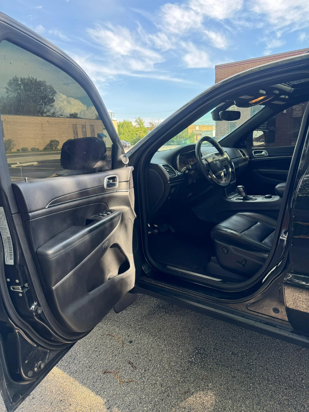 2018 Black Jeep Grand Cherokee 4x4 - photo 5
