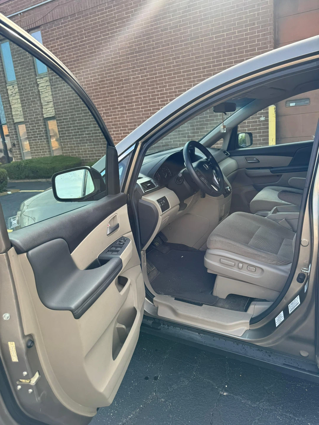 2012 Honda Odyssey Minivan - photo 5
