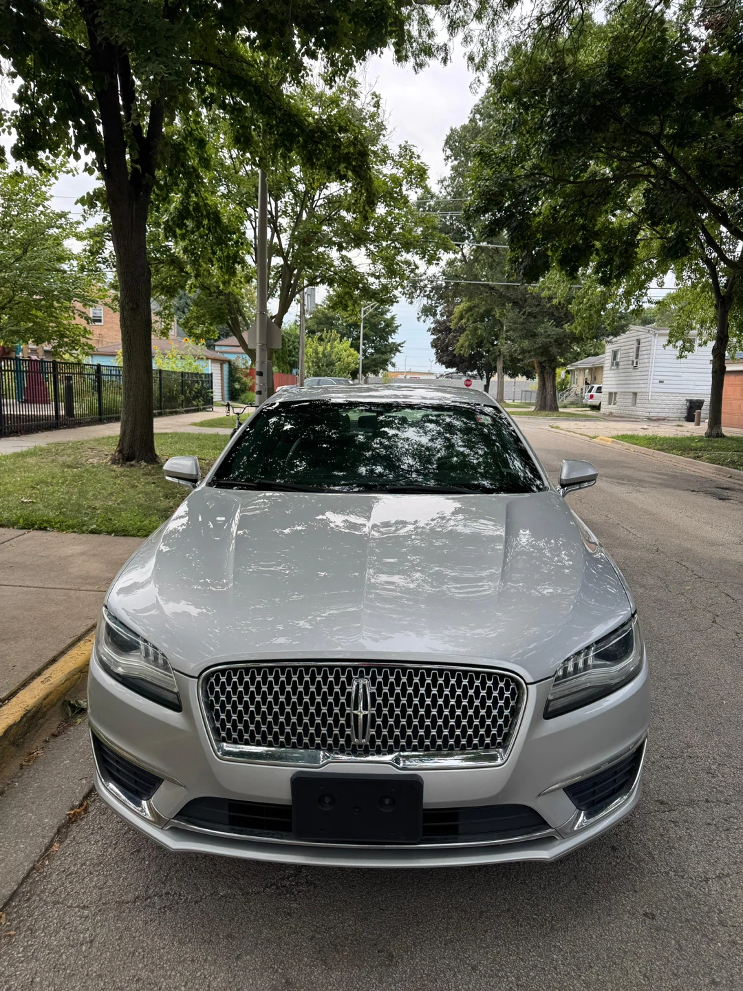 2017 Lincoln MKZ Hybrid Sedan