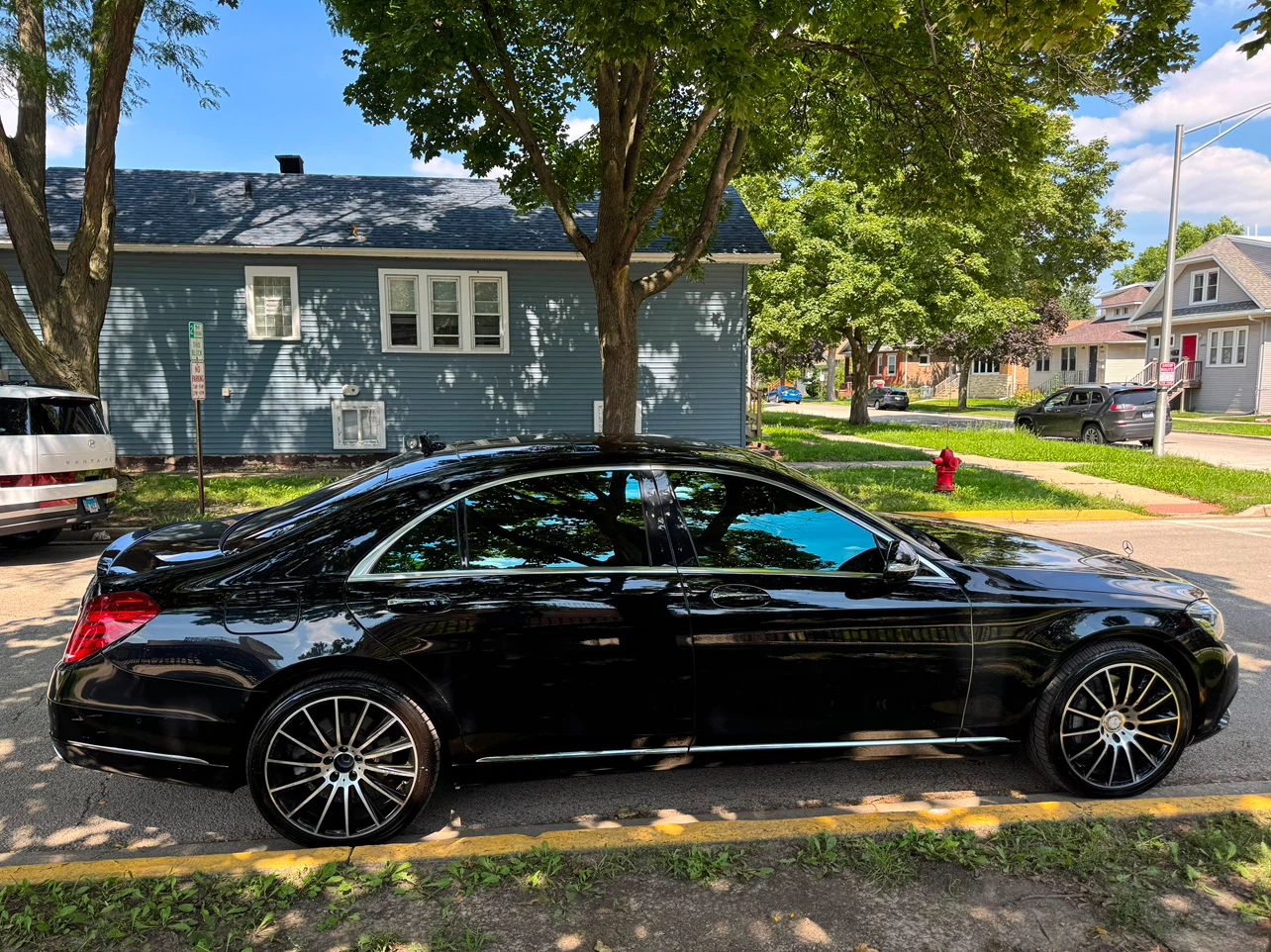 2015 Mercedes-Benz S550 4MATIC Sedan - photo 2